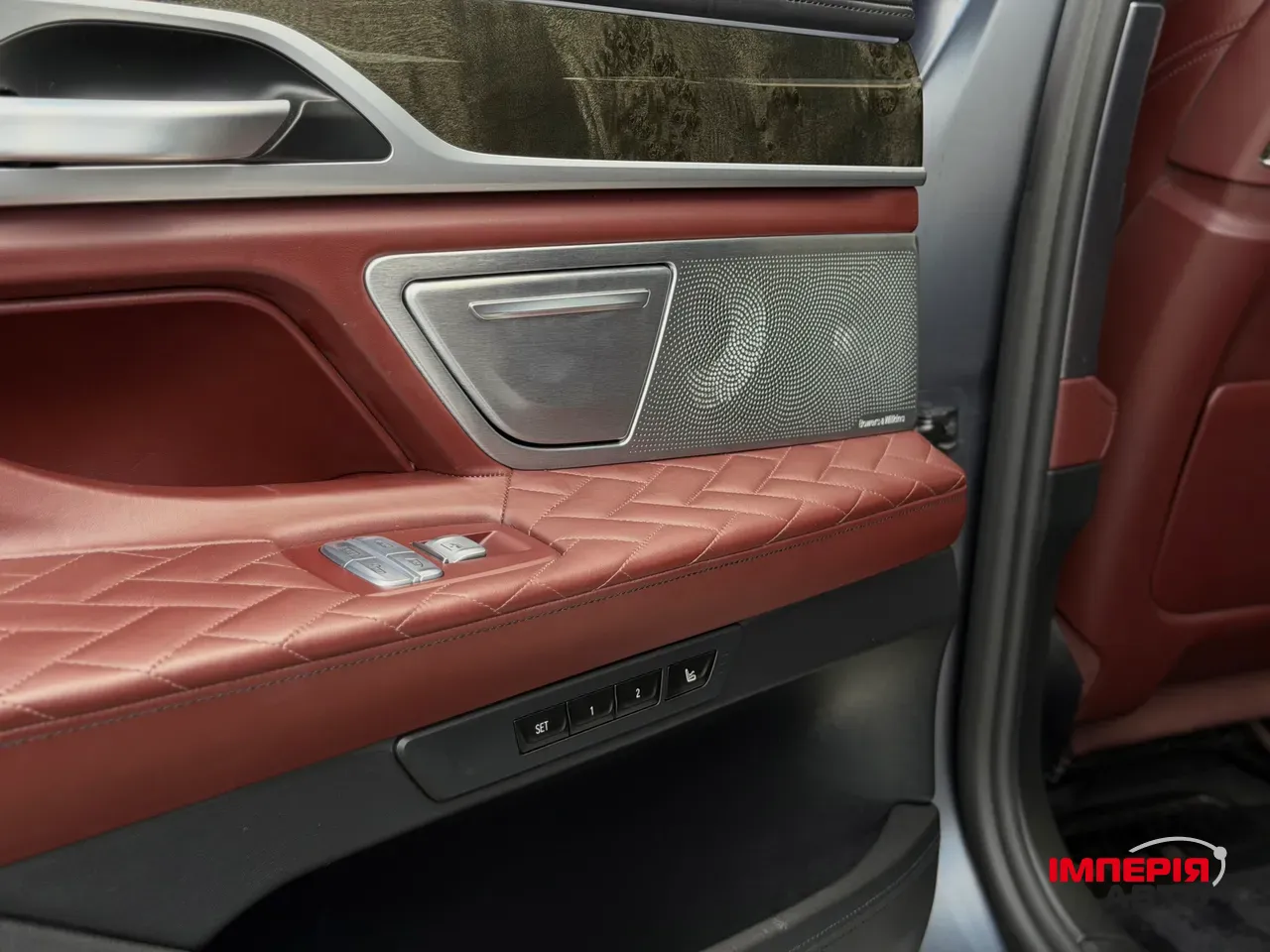 BMW 7 серії - фото 45