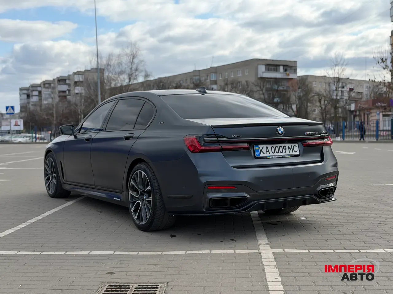 BMW 7 серії - фото 13