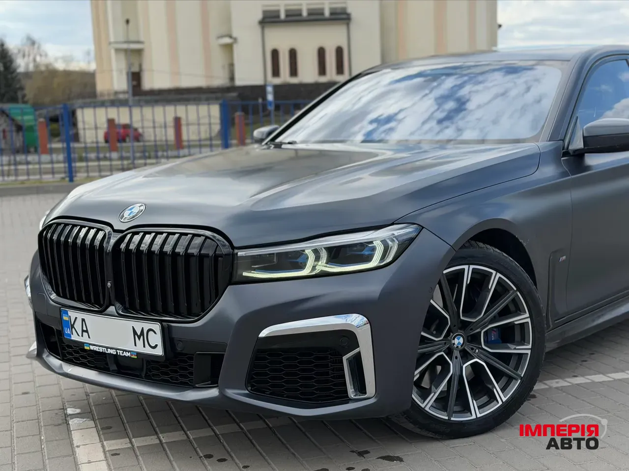 BMW 7 серії - фото 16