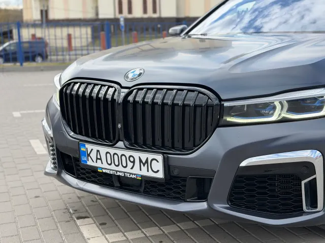 BMW 7 серії - фото 5