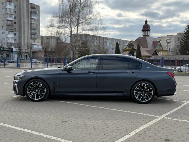 BMW 7 серії - фото 4