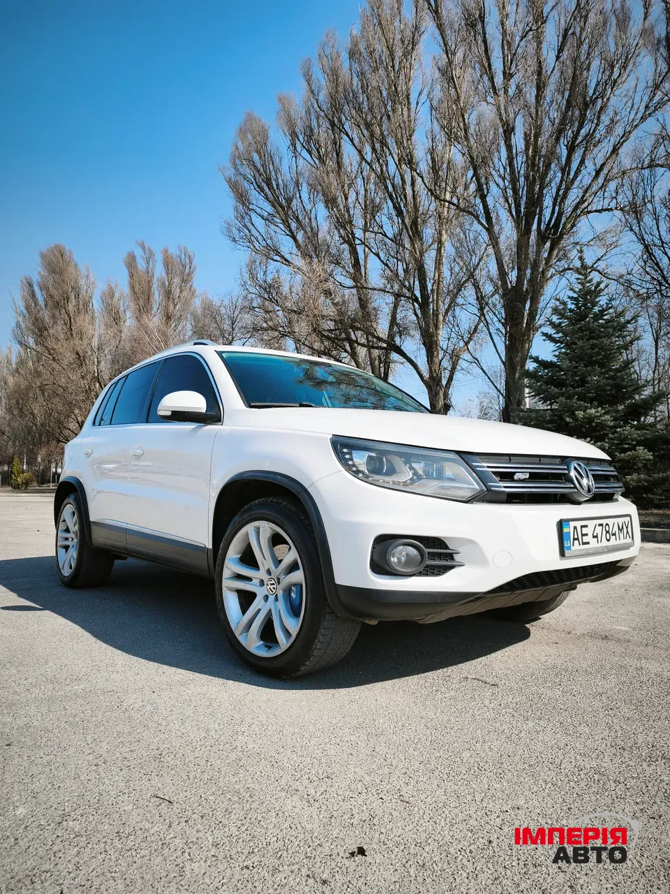 Volkswagen Tiguan - фото 1