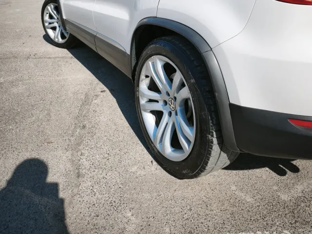 Volkswagen Tiguan - фото 4