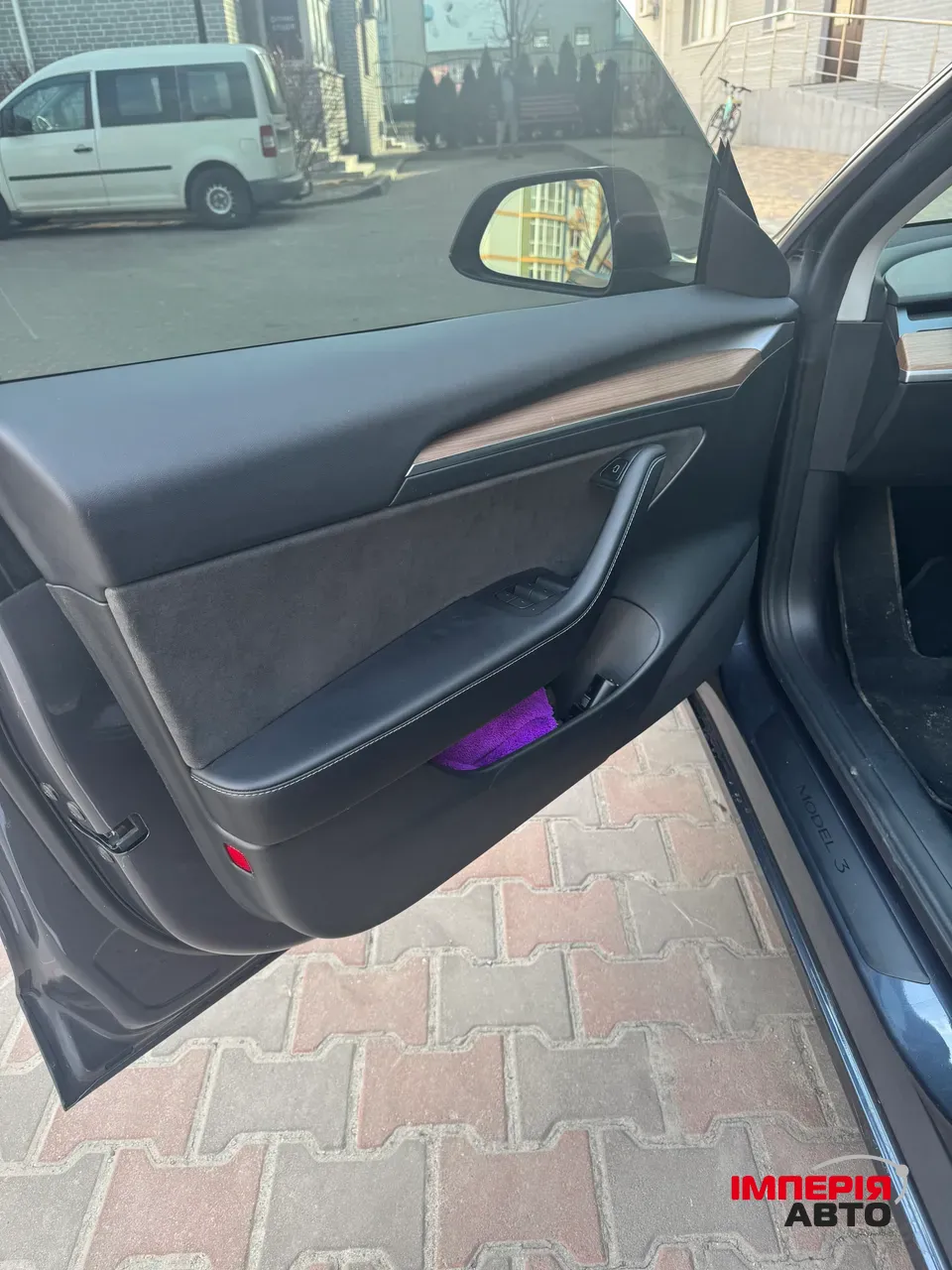 Tesla Model 3 - фото 11