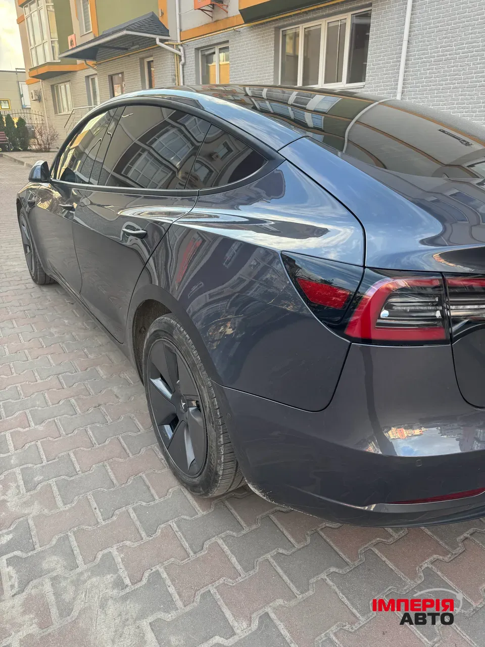 Tesla Model 3 - фото 8