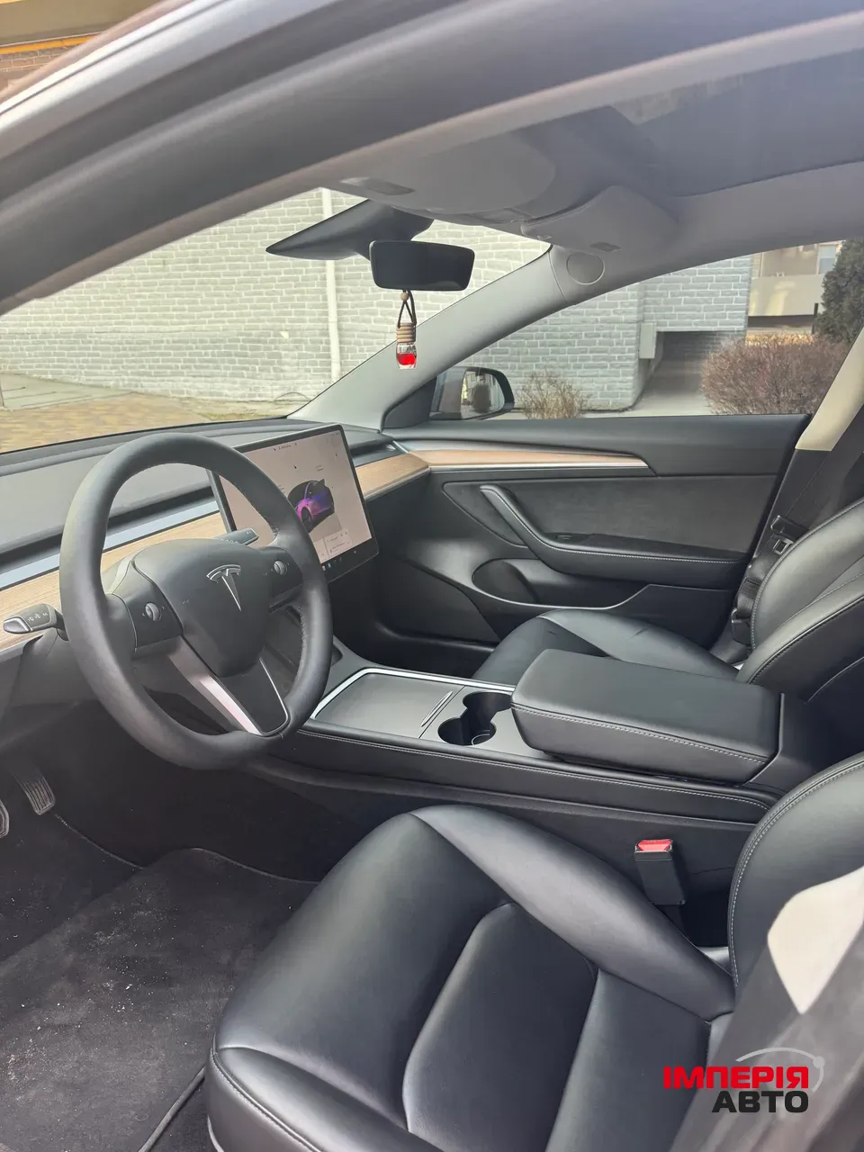 Tesla Model 3 - фото 12