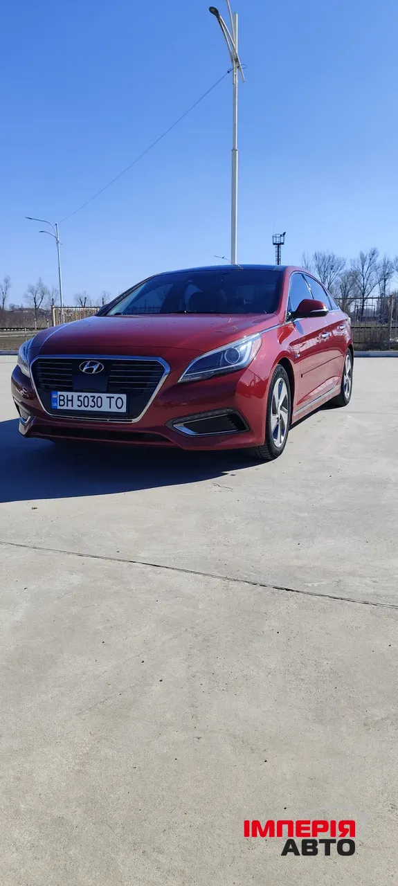 Hyundai Sonata - фото 1