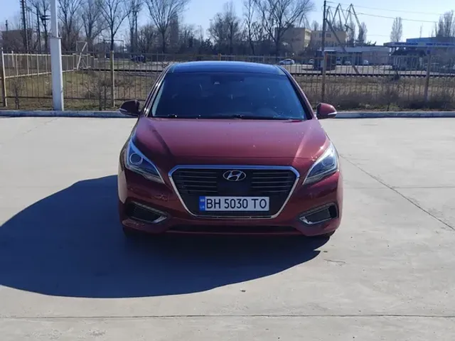 Hyundai Sonata - фото 2