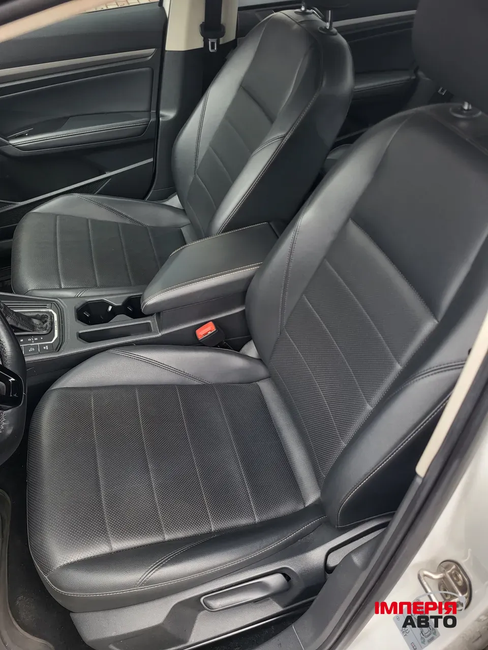 Volkswagen Lavida - фото 6