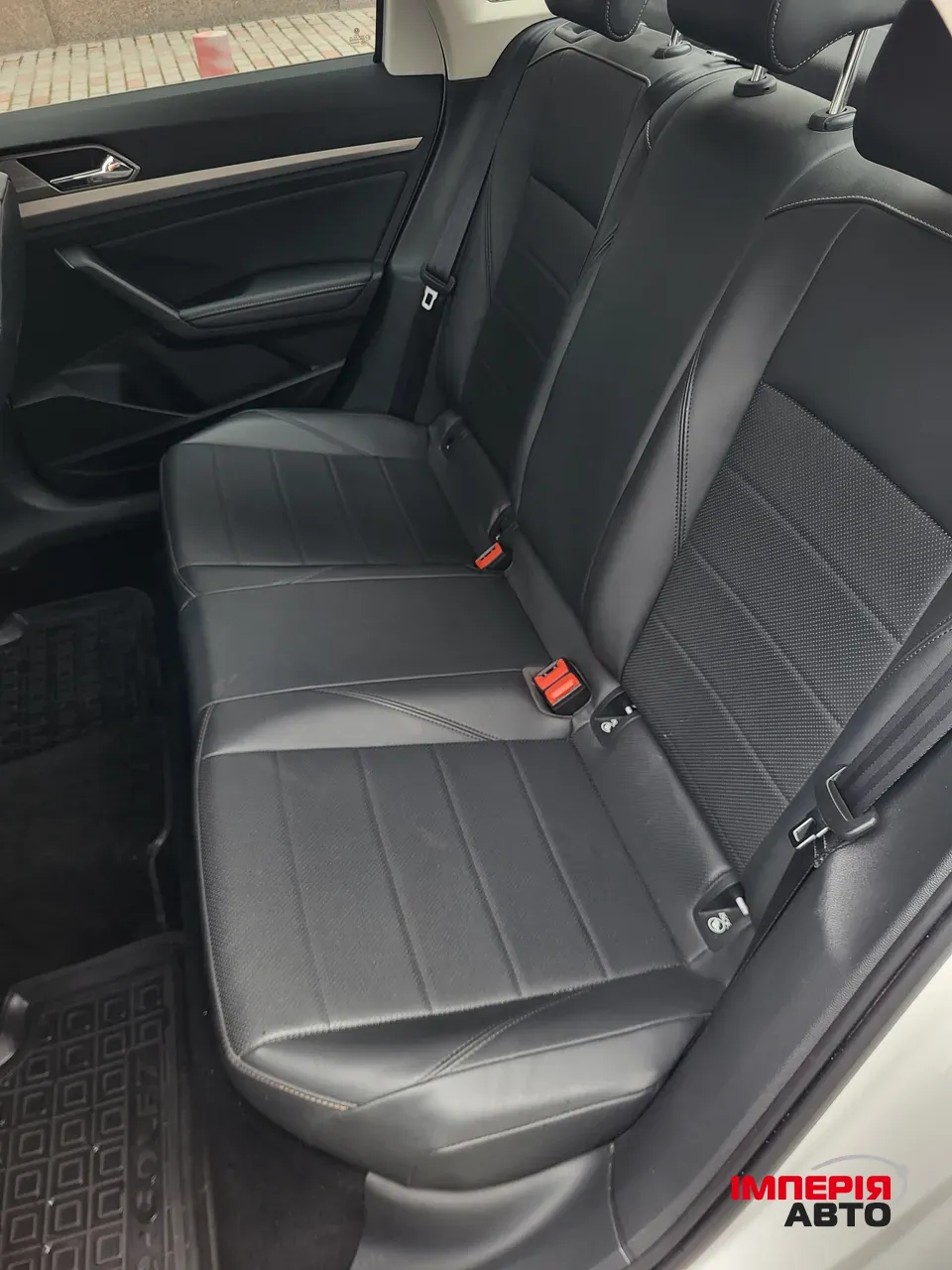 Volkswagen Lavida - фото 7