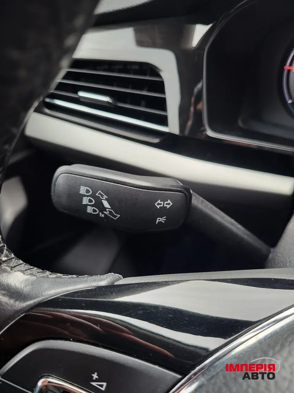 Volkswagen Lavida - фото 10