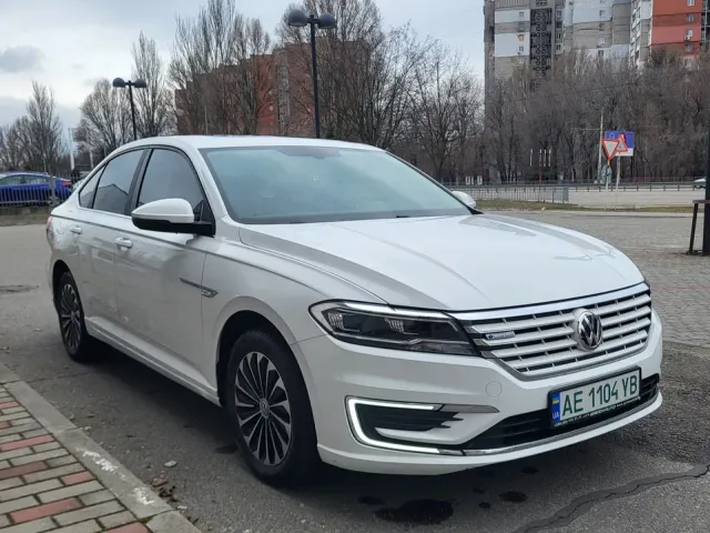 Volkswagen Lavida - фото 1