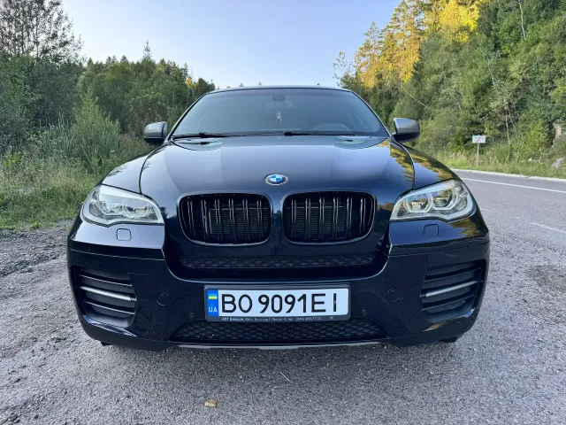BMW X6 - фото 1