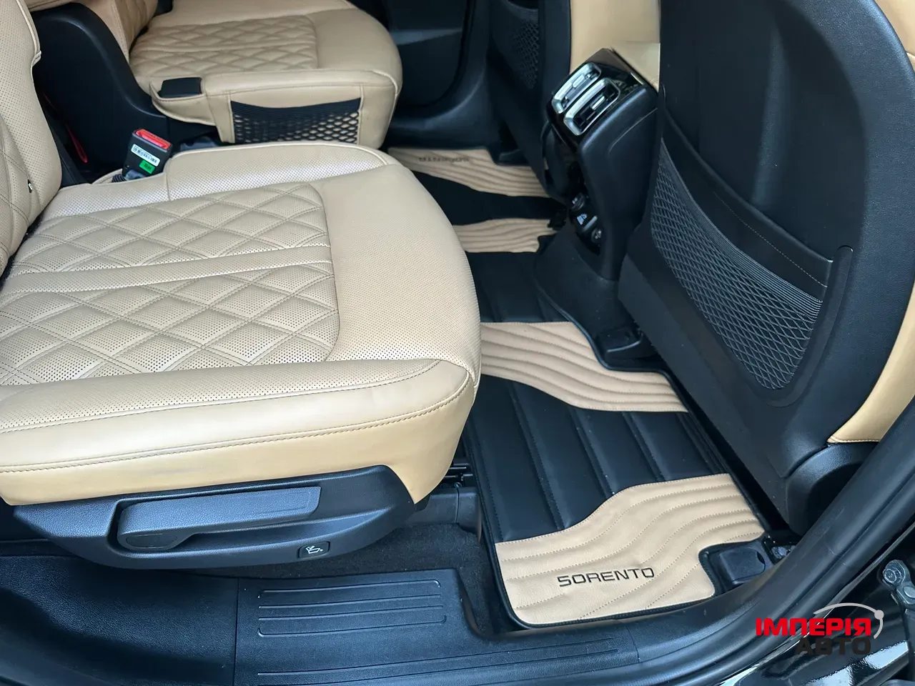 Kia Sorento - фото 9