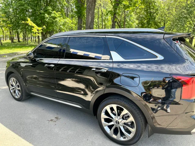 Kia Sorento - фото 5