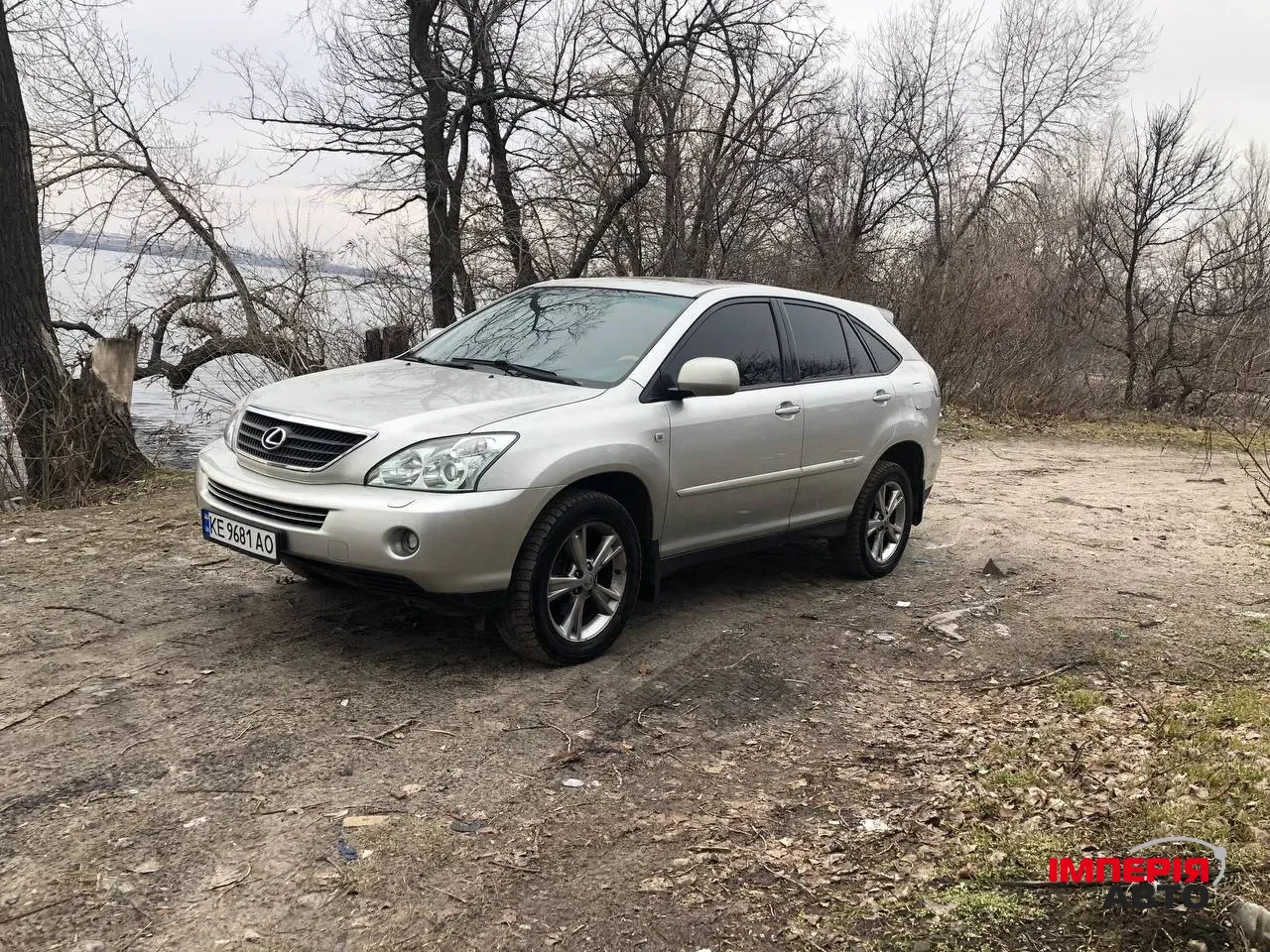 Lexus RX - фото 3