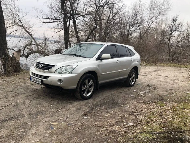 Lexus RX - фото 3