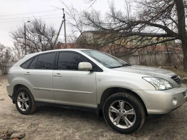 Lexus RX - фото 5