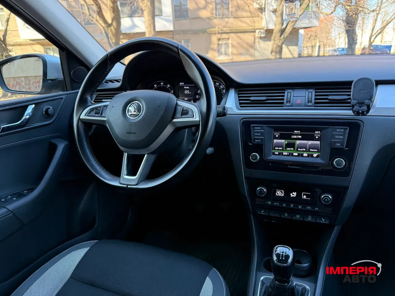 Skoda Rapid - фото 17