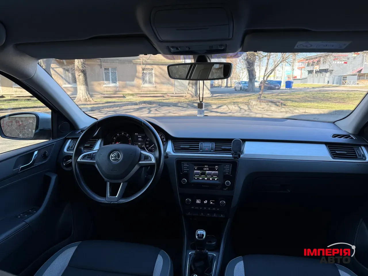 Skoda Rapid - фото 16