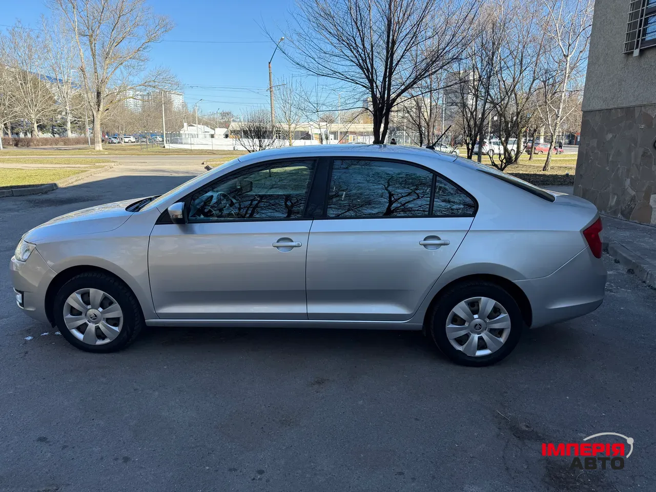 Skoda Rapid - фото 3