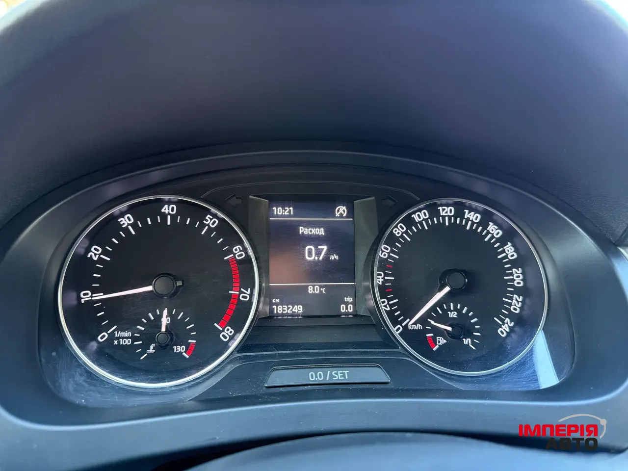 Skoda Rapid - фото 20