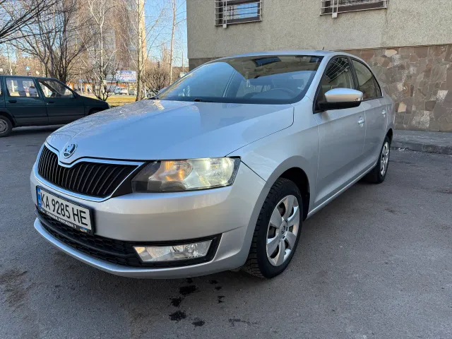 Skoda Rapid - фото 1