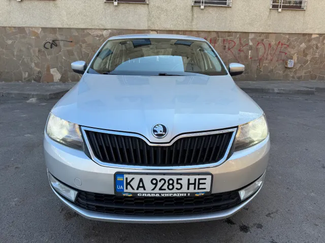Skoda Rapid - фото 2