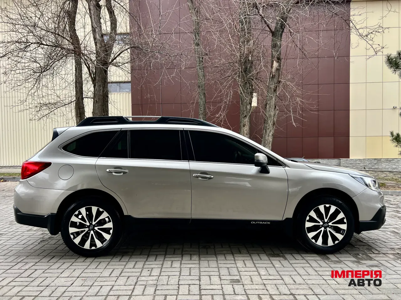 Subaru Outback - фото 5