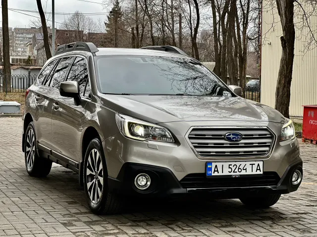 Subaru Outback - фото 1