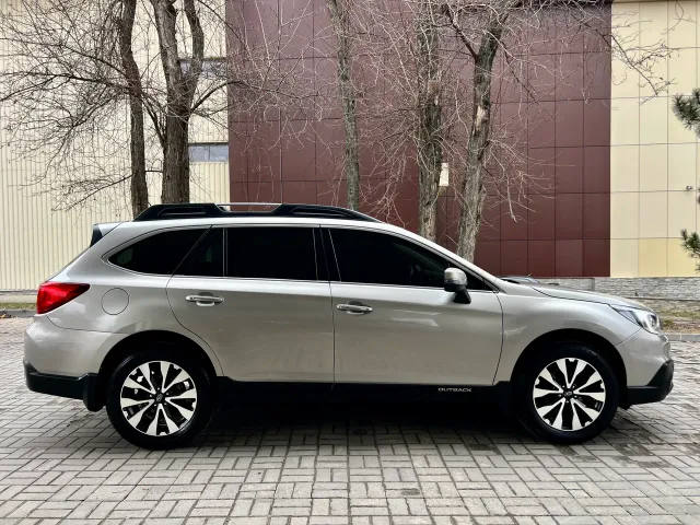 Subaru Outback - фото 5