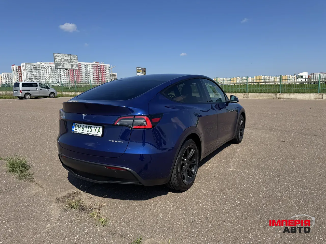 Tesla Model Y - фото 28