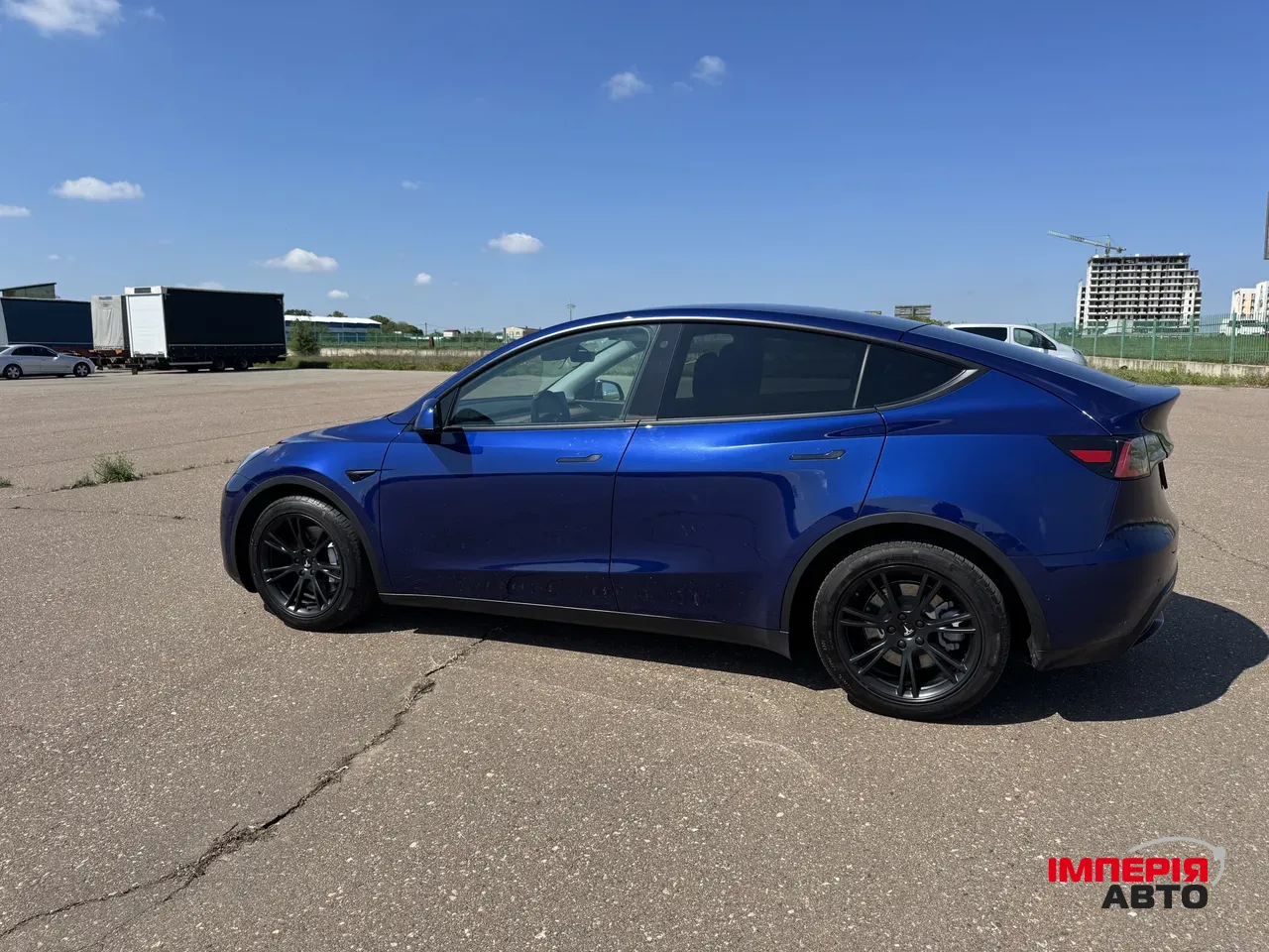 Tesla Model Y - фото 14