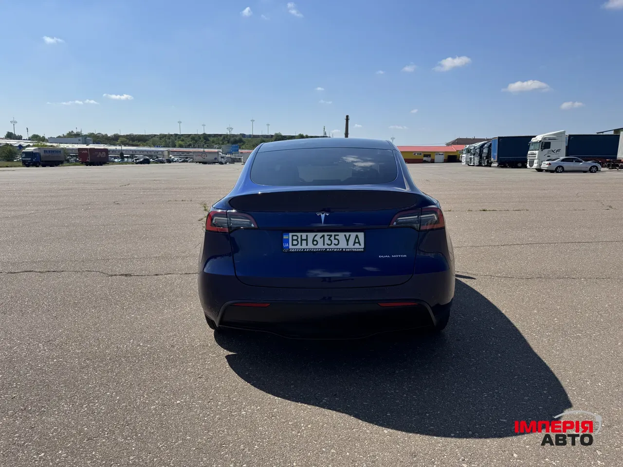 Tesla Model Y - фото 11