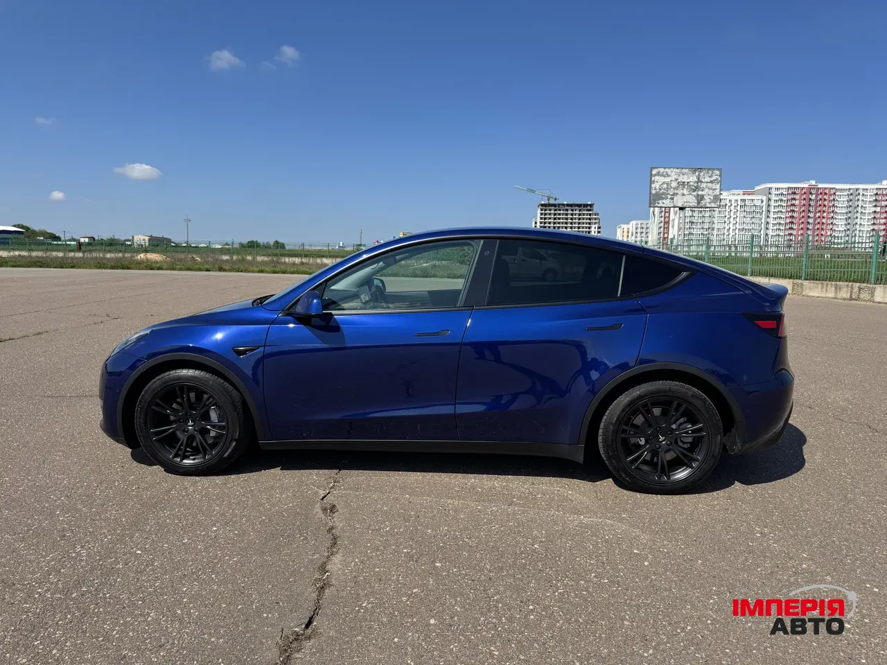 Tesla Model Y - фото 15