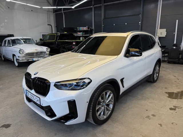 BMW X3 - фото 1