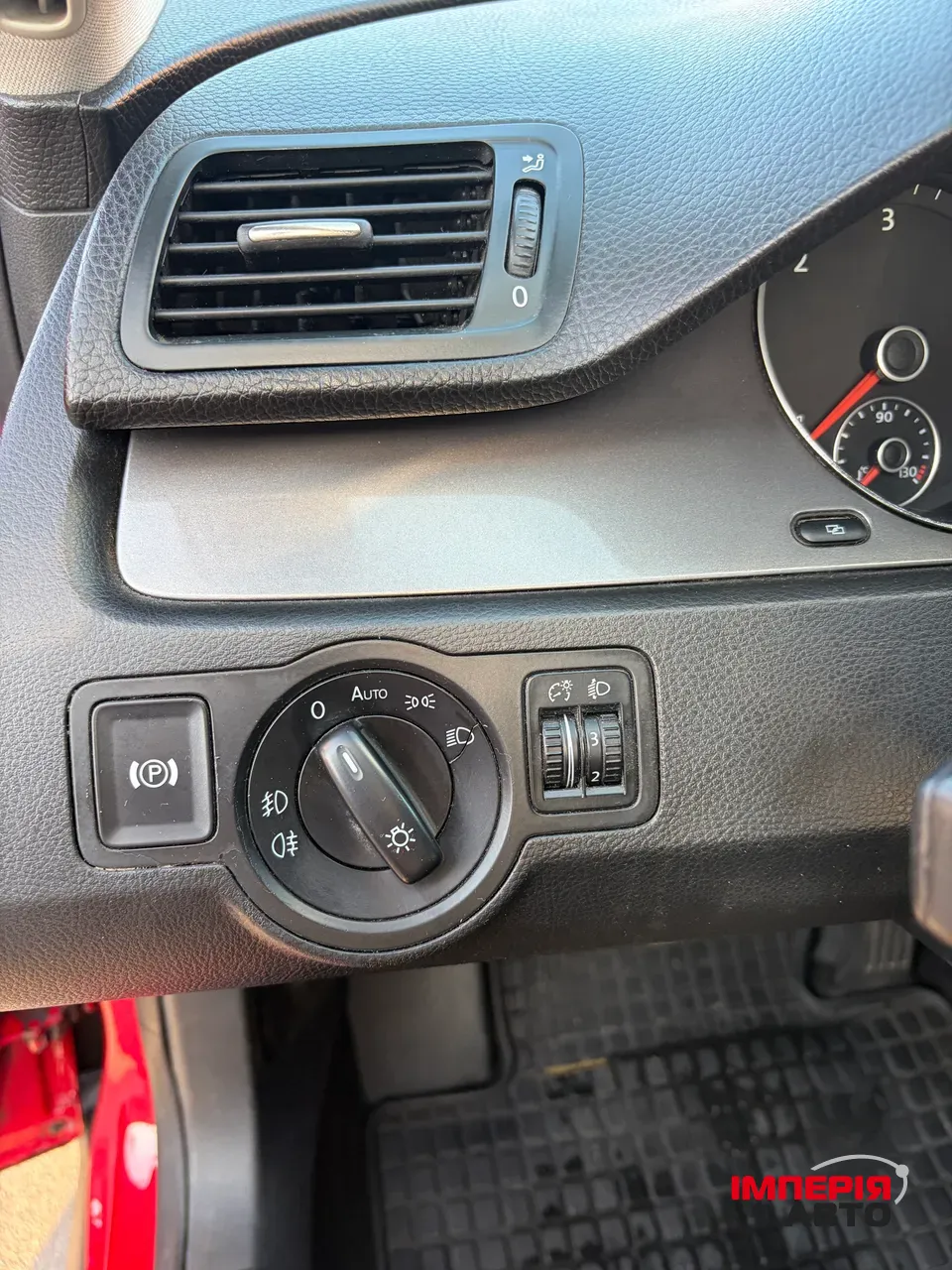 Volkswagen Passat - фото 13