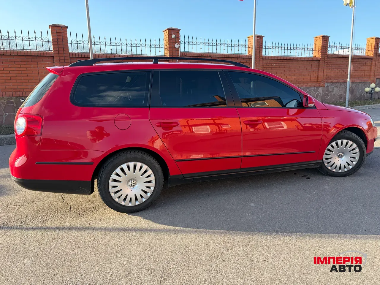 Volkswagen Passat - фото 3