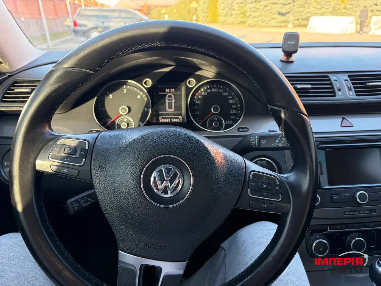 Volkswagen Passat - фото 11