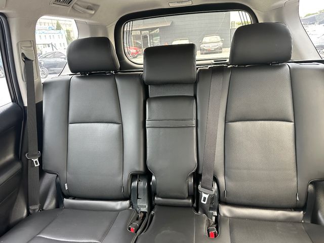 Toyota Land Cruiser Prado - фото 2