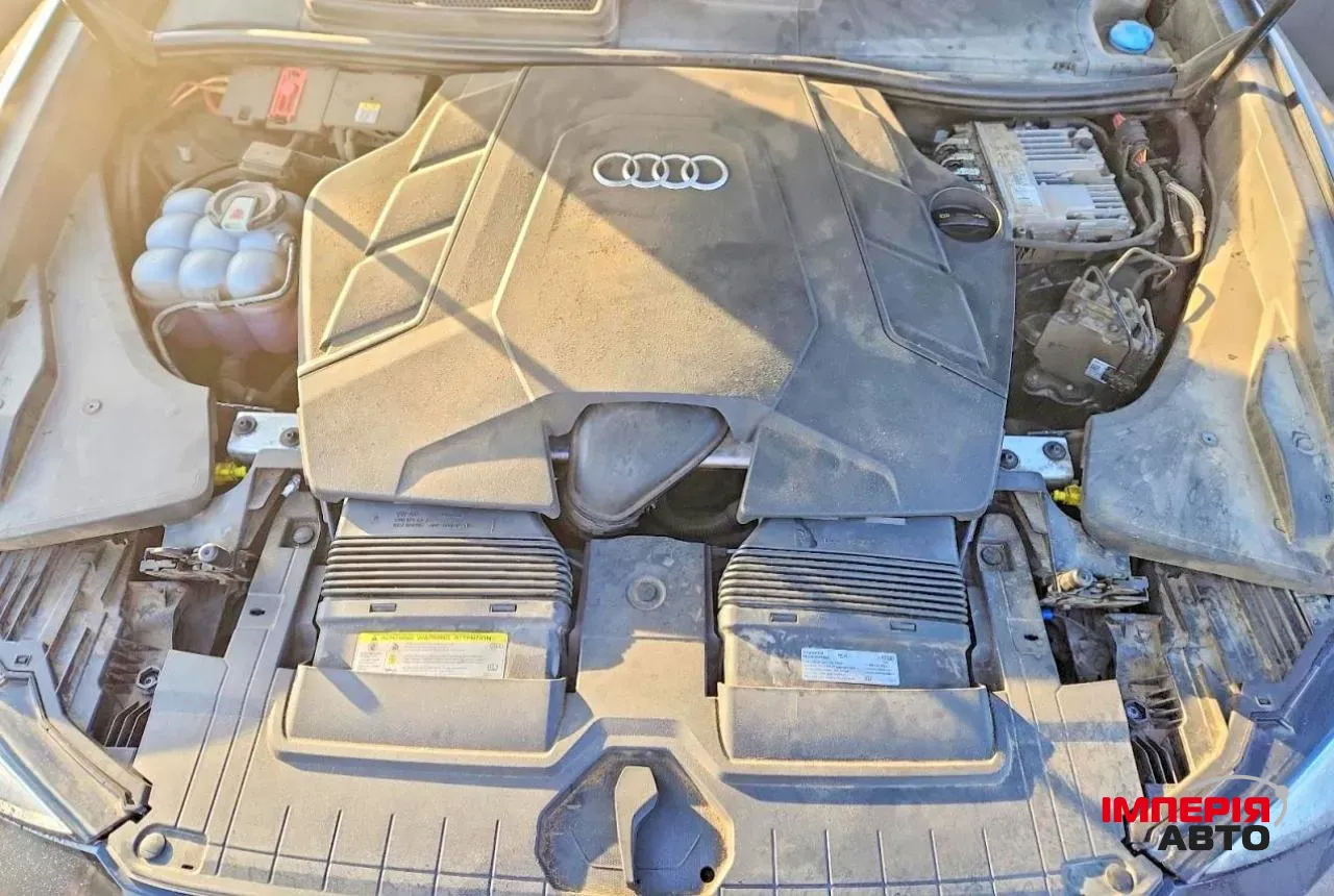 Audi Q8 - фото 11
