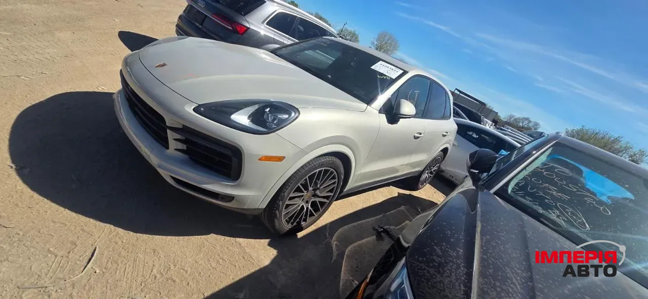 Porsche Cayenne - фото 20