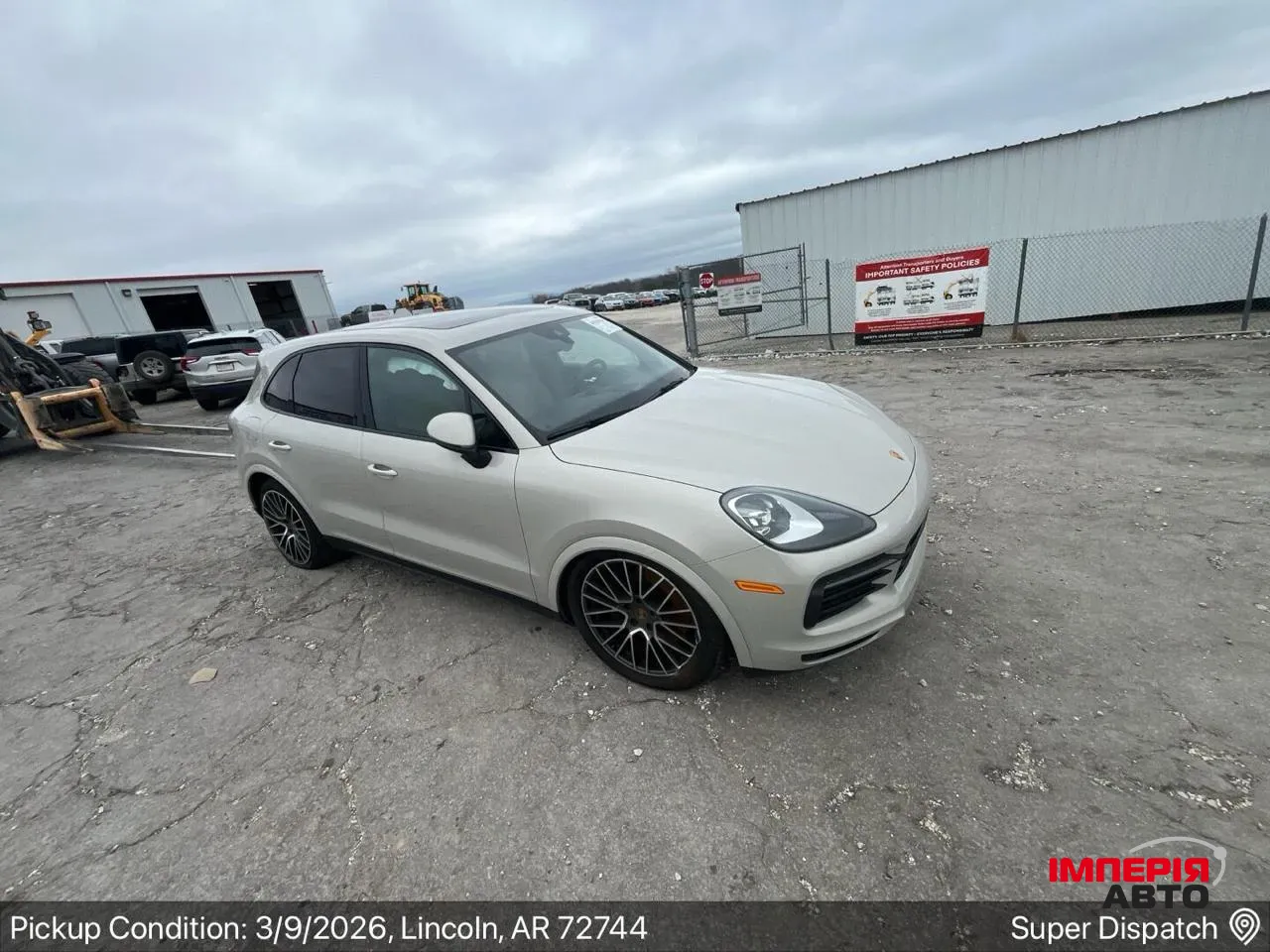 Porsche Cayenne - фото 1