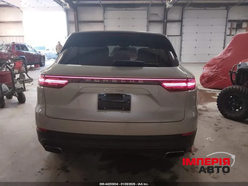 Porsche Cayenne - фото 10