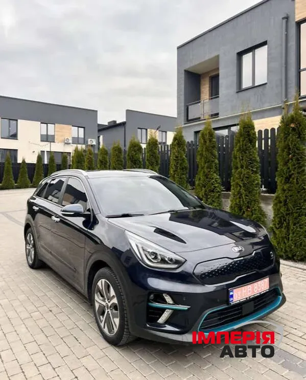 Kia Niro - фото 1