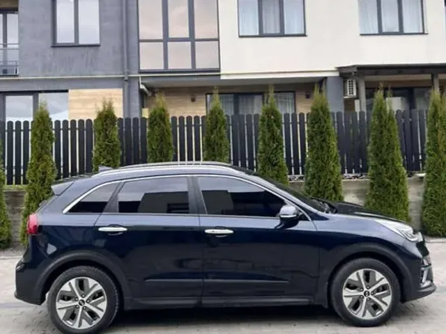 Kia Niro - фото 2