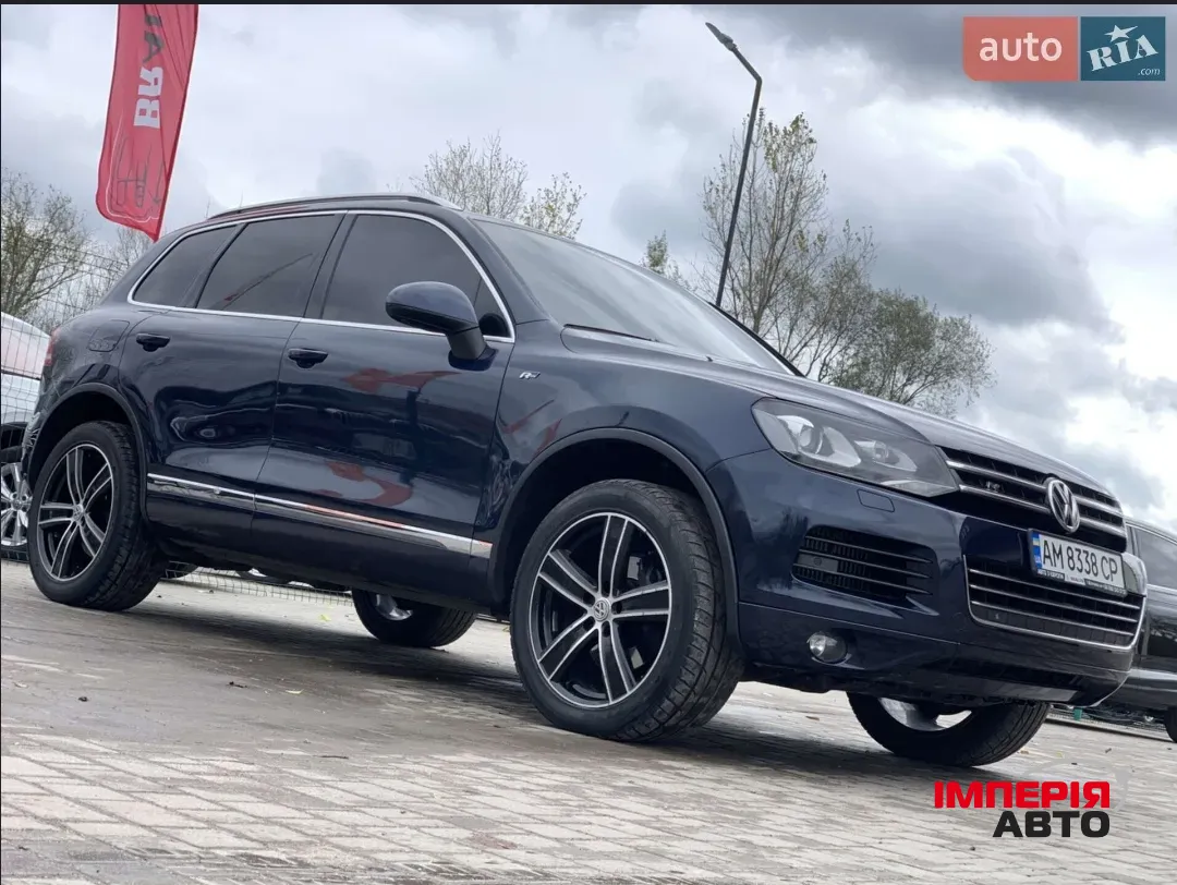 Volkswagen Touareg - фото 6