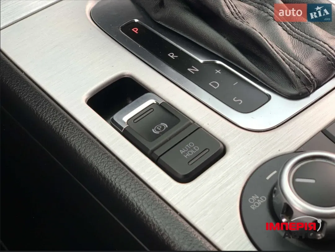 Volkswagen Touareg - фото 13