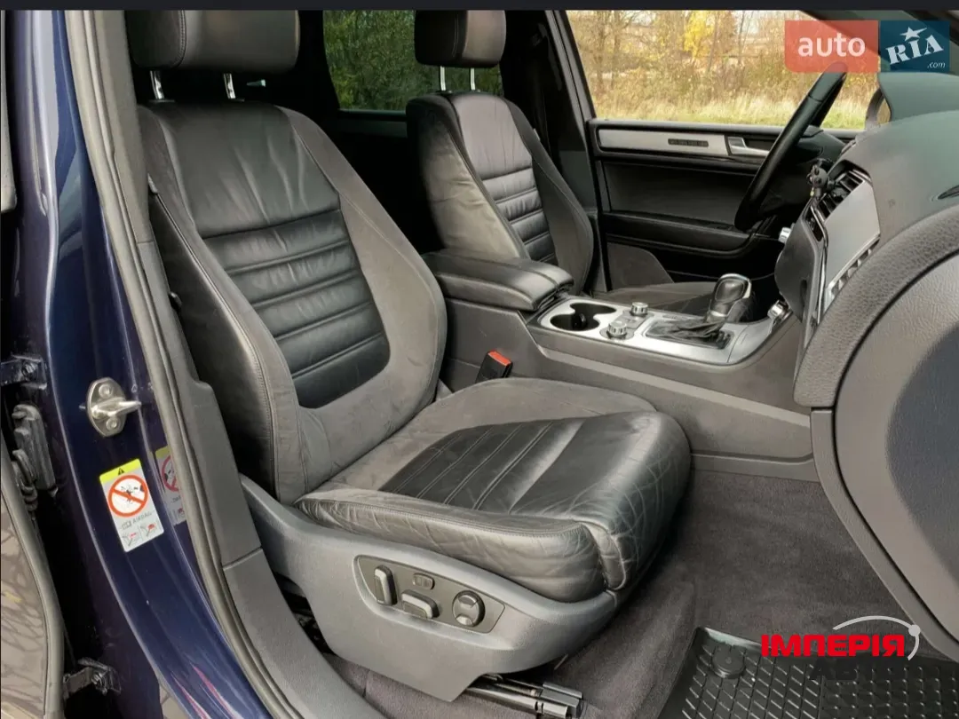 Volkswagen Touareg - фото 10