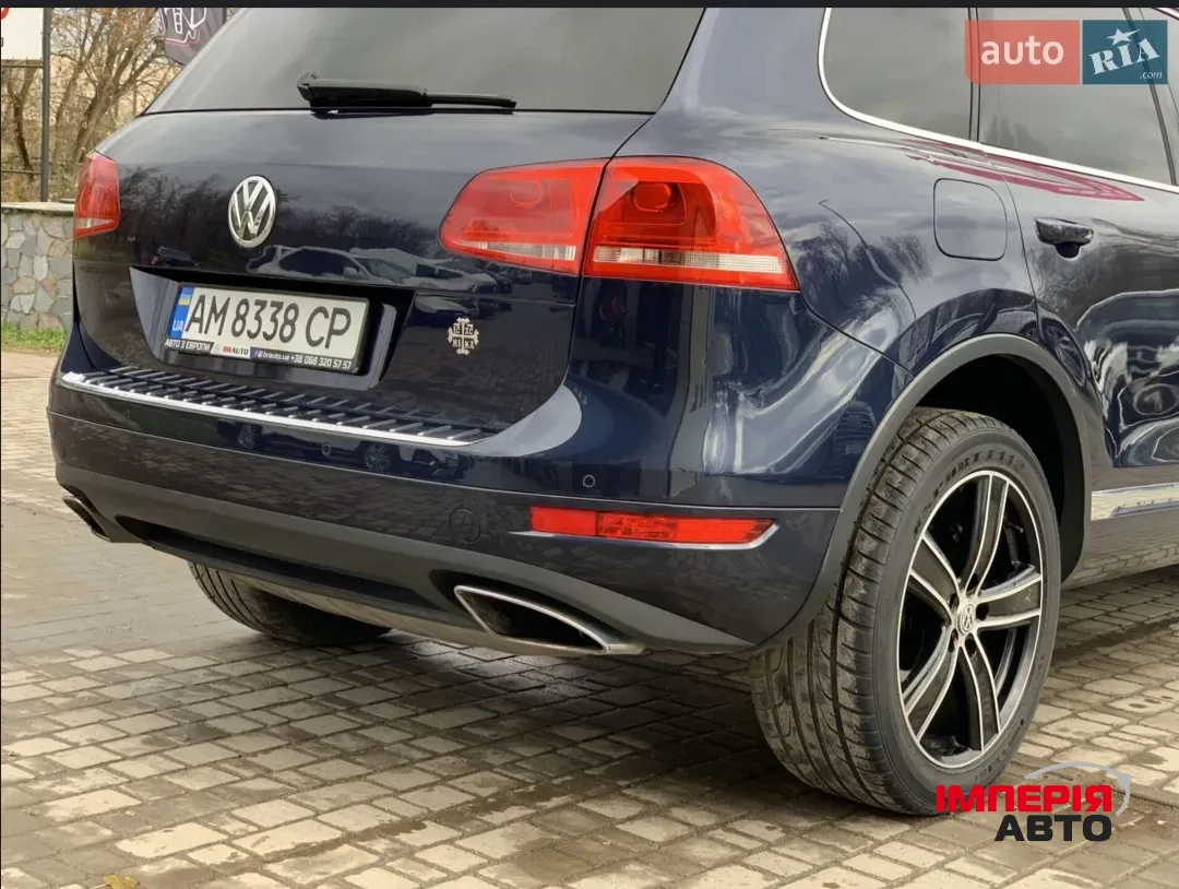 Volkswagen Touareg - фото 8